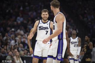 步行者的后 步行者的后