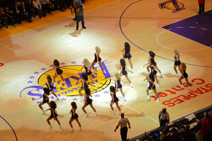 在防守稳健 在防守稳健