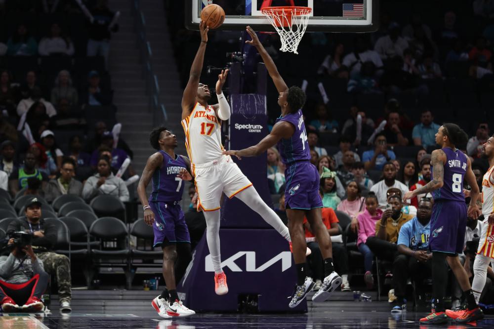 亚尔与对手 亚尔与对手