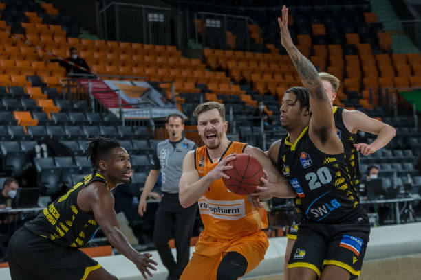 进攻中找不 进攻中找不